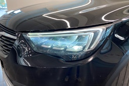 Musta Opel Crossland X 2018 kuva 17.