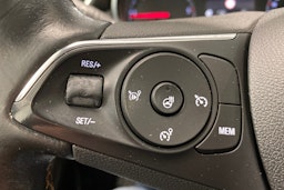 Musta Opel Crossland X 2018 kuva 23.