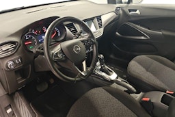 Valkoinen Opel Crossland X 2020 kuva 6.