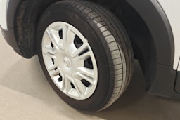 Valkoinen Opel Crossland X 2020 kuva 10.