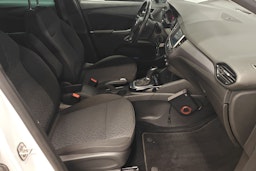 Valkoinen Opel Crossland X 2020 kuva 12.