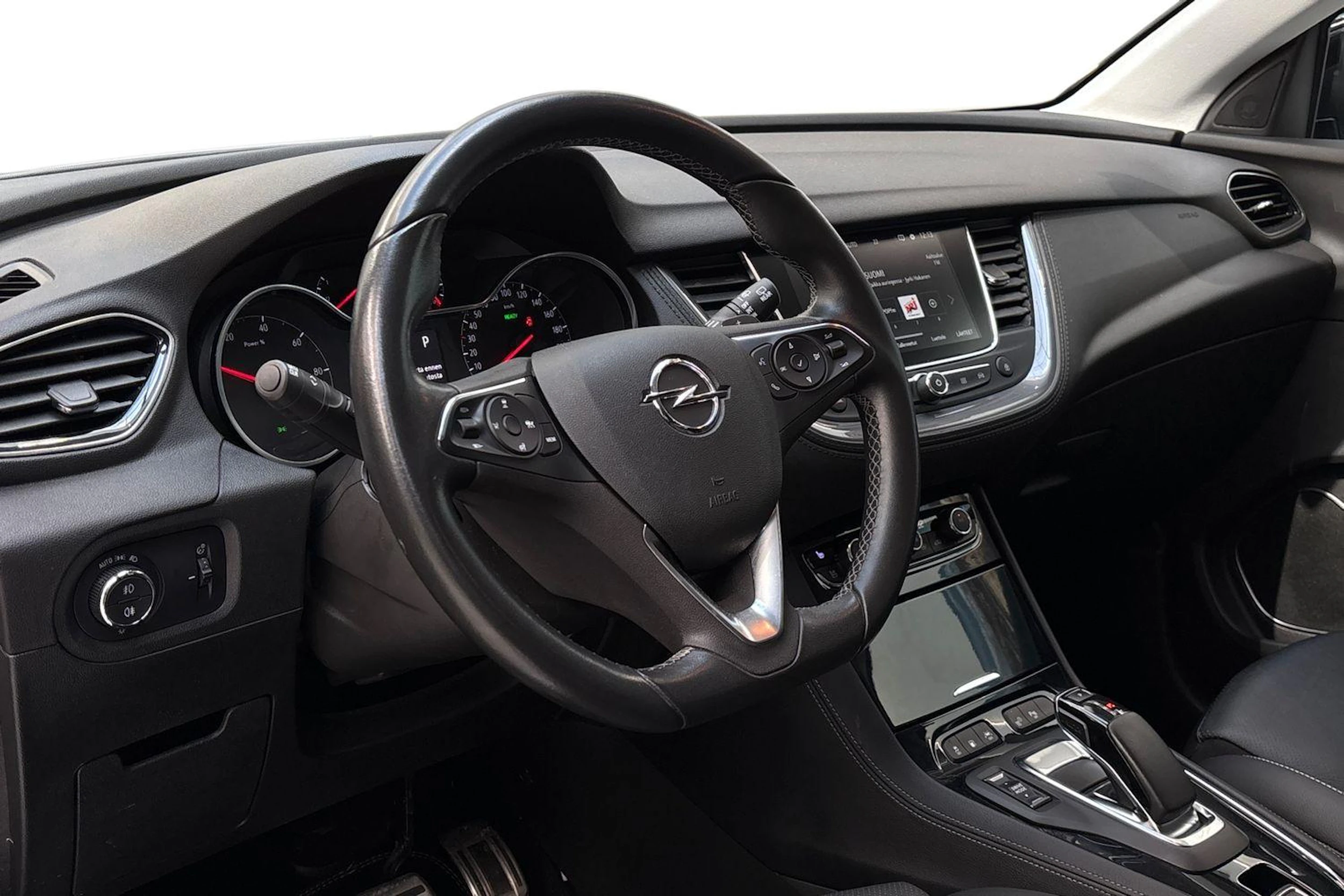harmaa Opel Grandland 2021 kuva 6.