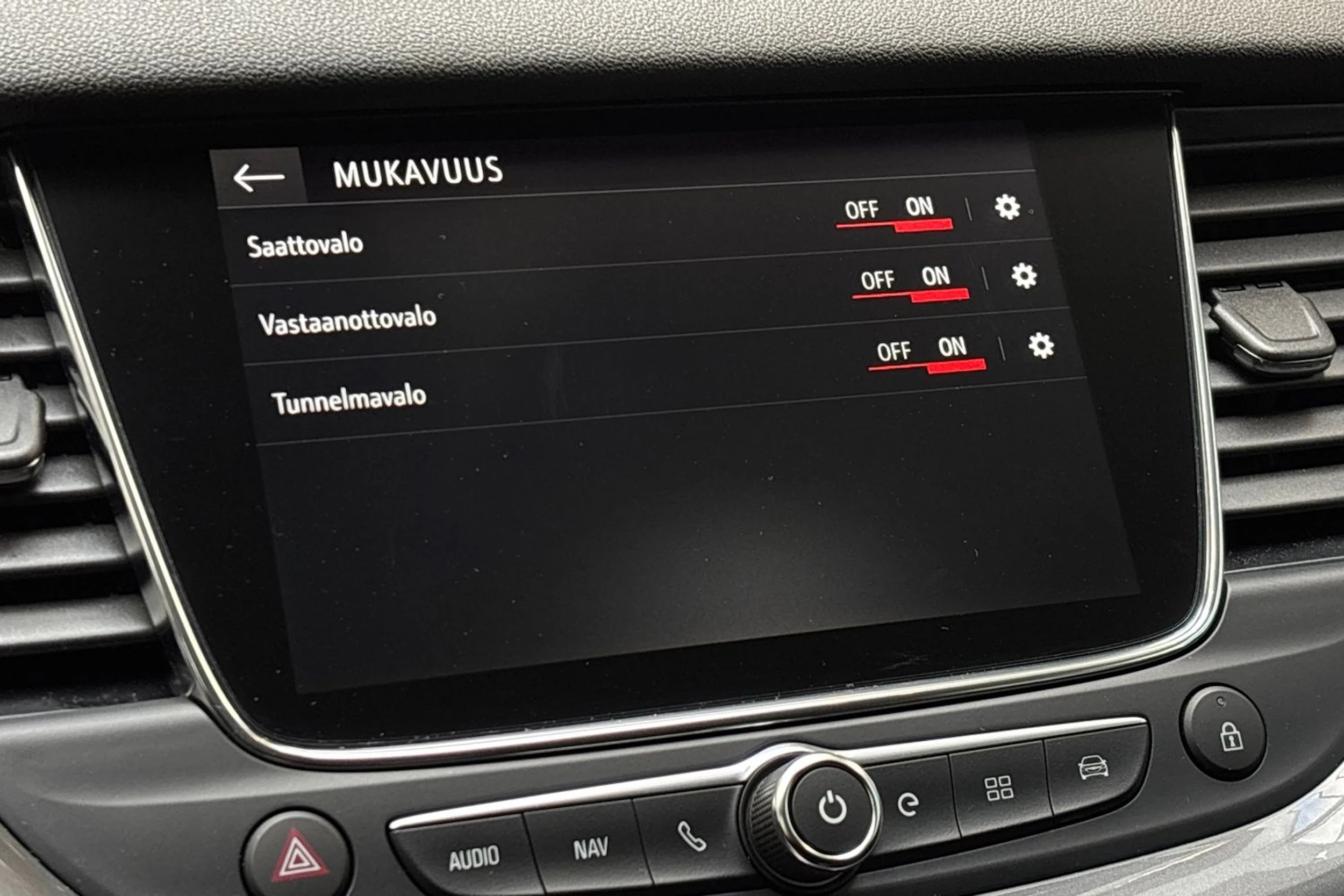 harmaa Opel Grandland 2021 kuva 21.