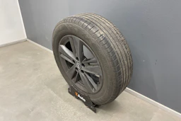 Harmaa Opel Grandland 2022 kuva 11.