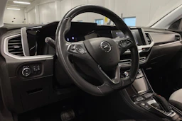 Harmaa Opel Grandland 2022 kuva 21.