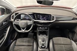punainen Opel Grandland 2022 kuva 15.
