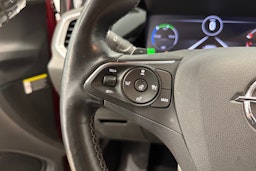 punainen Opel Grandland 2022 kuva 20.