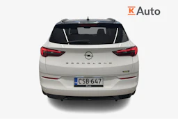 Valkoinen Opel Grandland 2023 kuva 3.