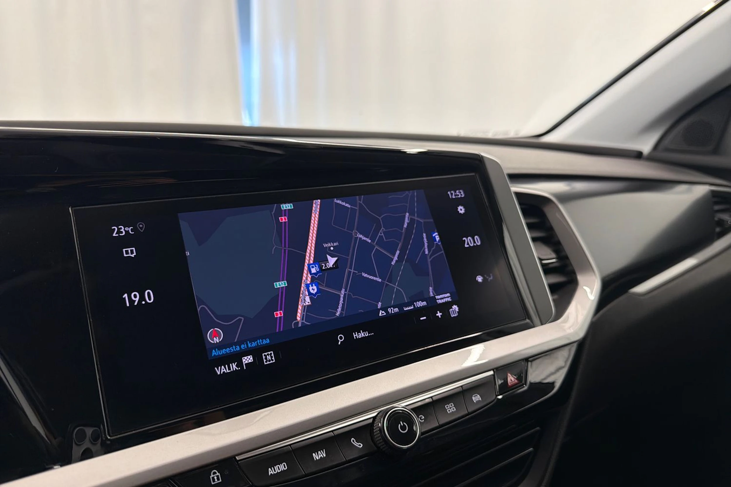 Valkoinen Opel Grandland 2023 kuva 21.