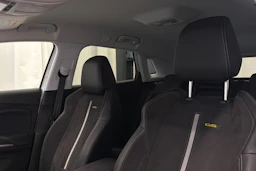 Valkoinen Opel Grandland 2023 kuva 26.