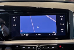 Punainen Opel Grandland 2023 kuva 19.