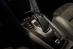 Punainen Opel Grandland 2023 kuva 23.