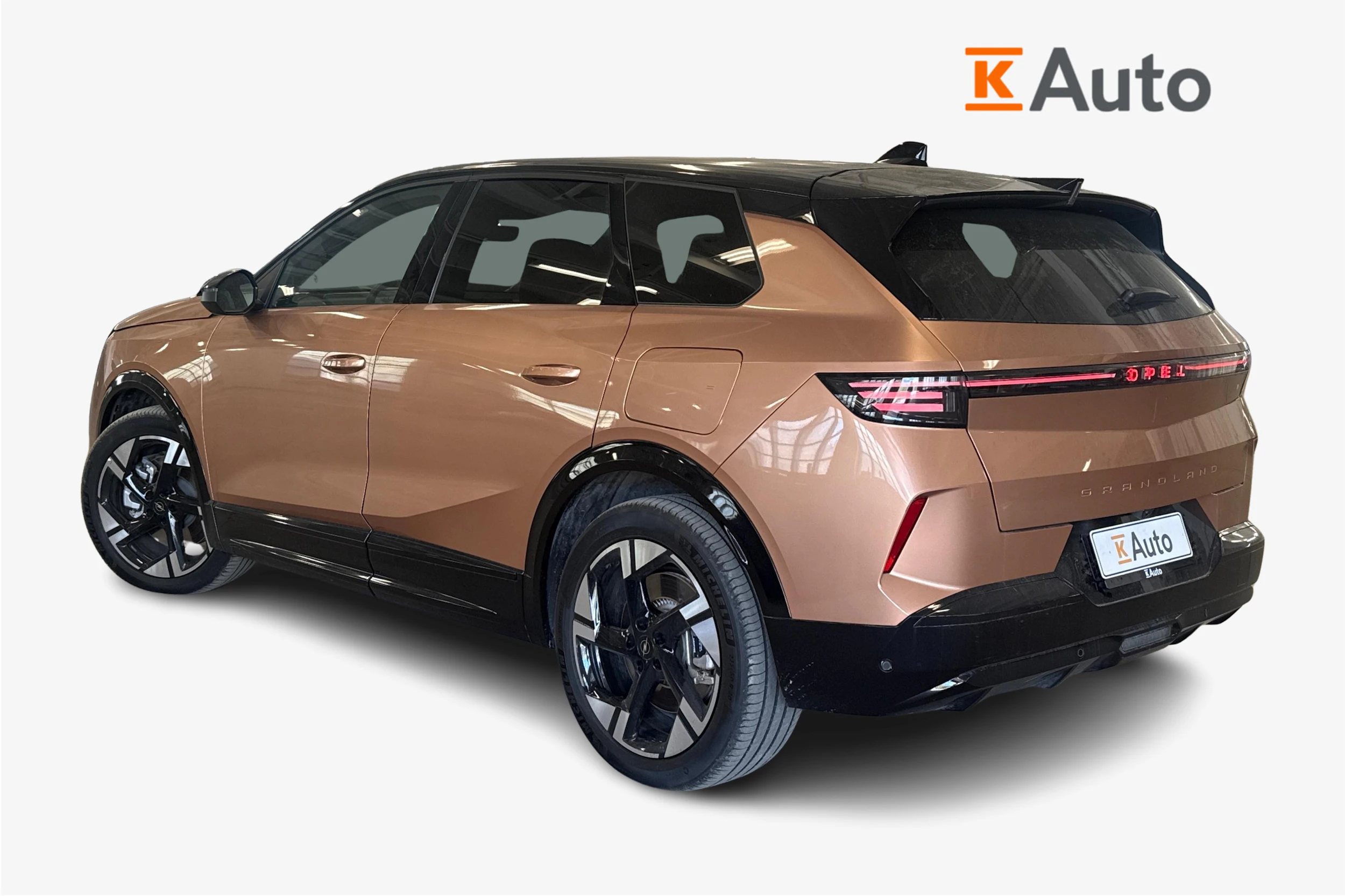 ruskea Opel Grandland 2025 kuva 2.