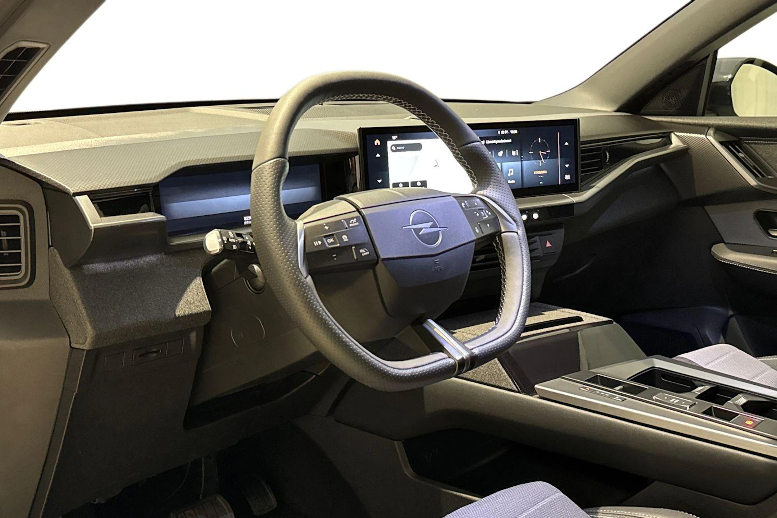 met. hopea Opel Grandland 2025 kuva 6.