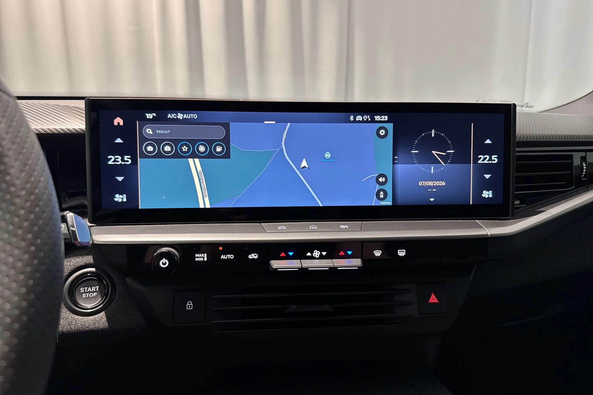 met. hopea Opel Grandland 2025 kuva 23.