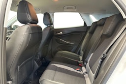 valkoinen Opel Grandland X 2018 kuva 10.