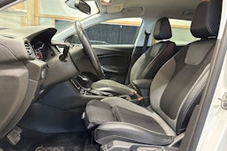 valkoinen Opel Grandland X 2018 kuva 17.