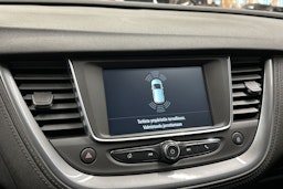 valkoinen Opel Grandland X 2018 kuva 18.