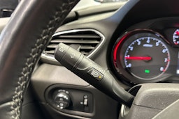 valkoinen Opel Grandland X 2018 kuva 25.