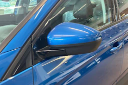 Sininen Opel Grandland X 2018 kuva 14.