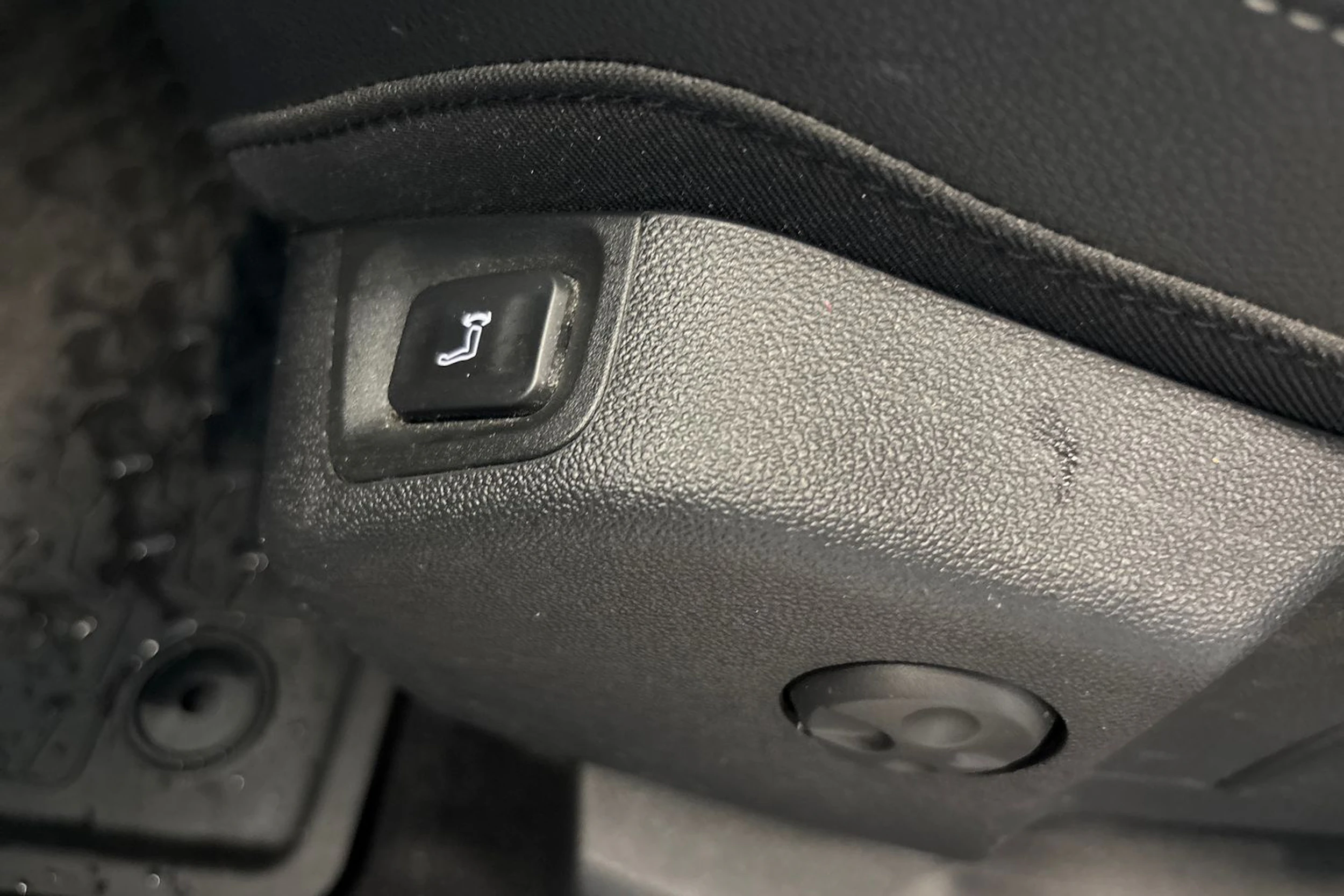 Sininen Opel Grandland X 2018 kuva 19.