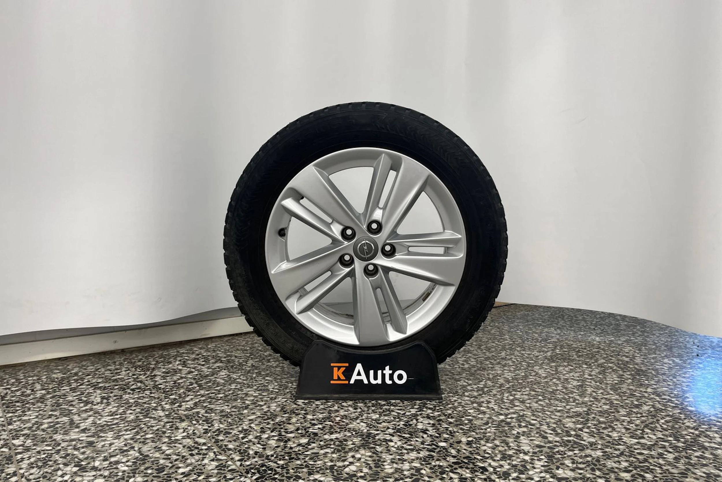 punainen Opel Grandland X 2018 kuva 10.