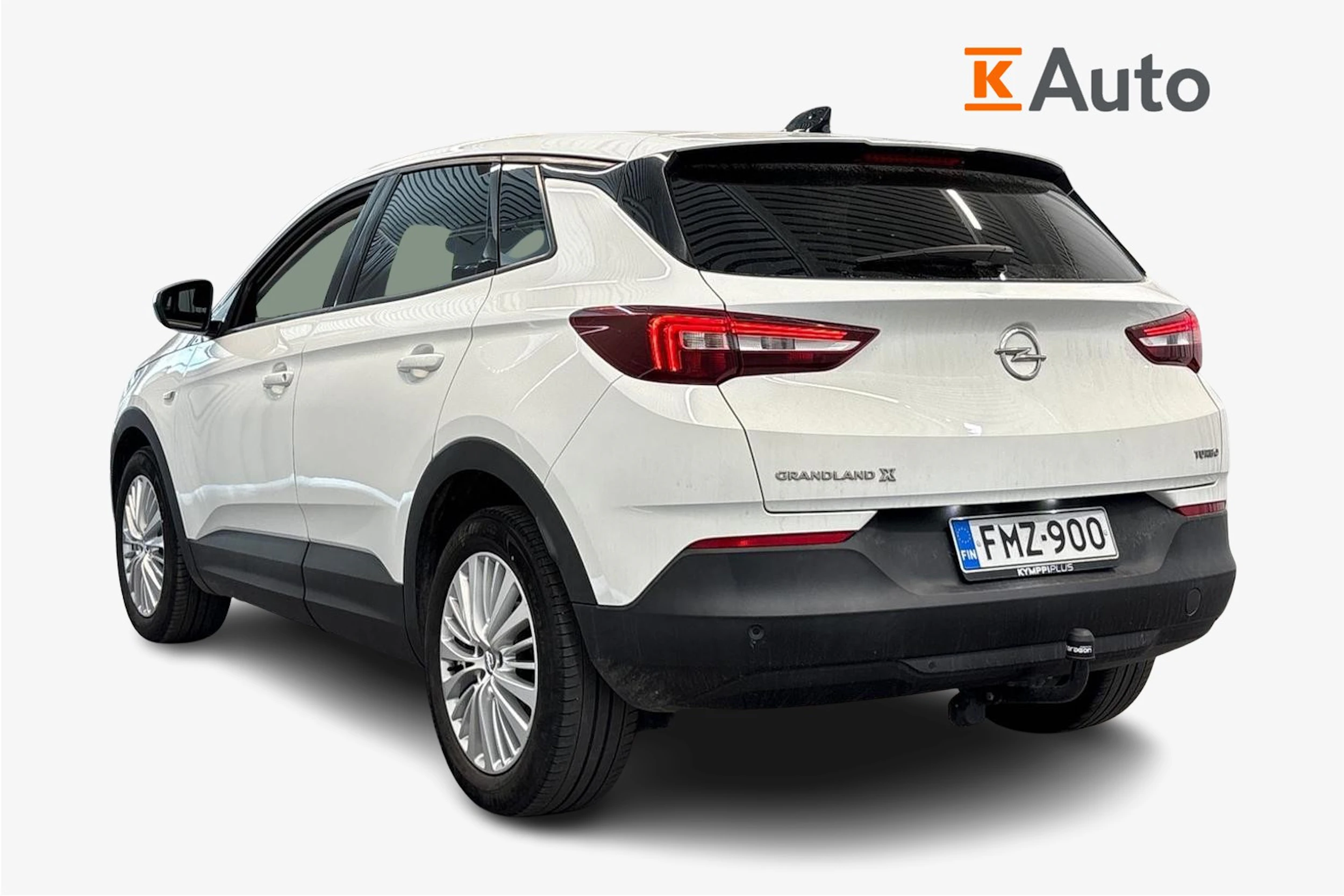 valkoinen Opel Grandland X 2018 kuva 2.