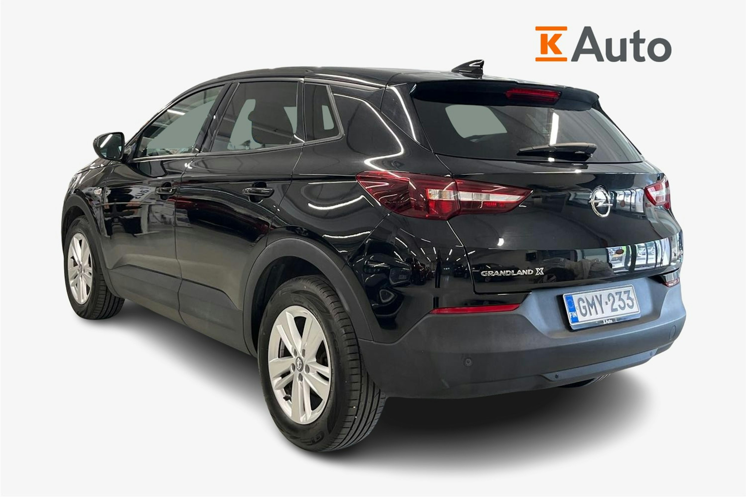 musta Opel Grandland X 2018 kuva 2.