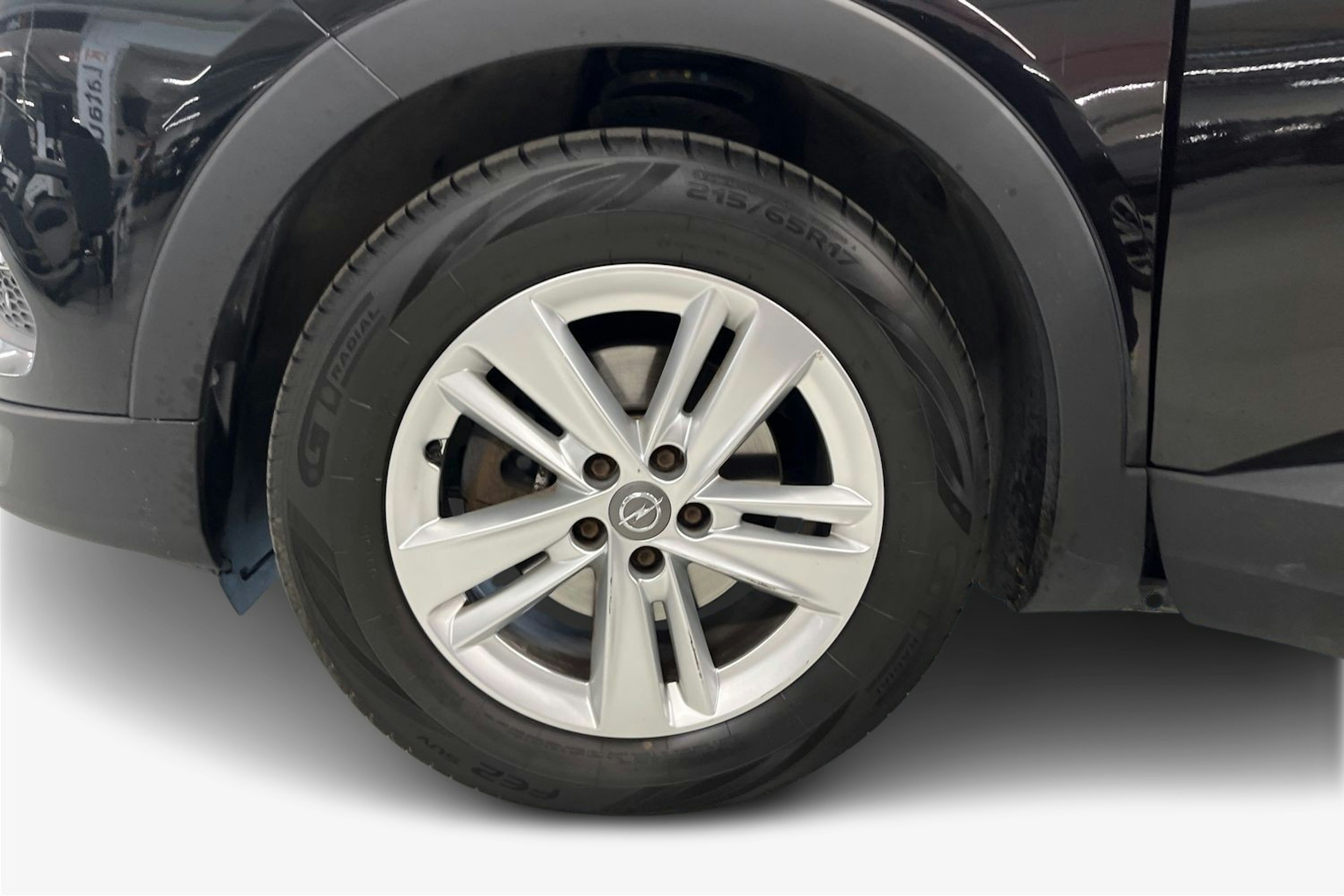 musta Opel Grandland X 2018 kuva 11.