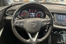 musta Opel Grandland X 2018 kuva 16.