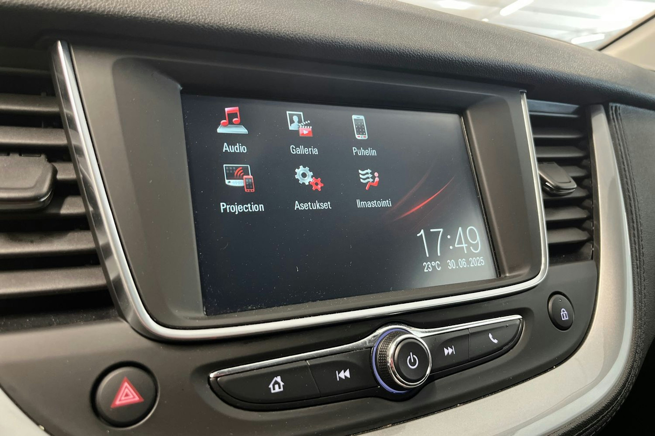 musta Opel Grandland X 2018 kuva 21.