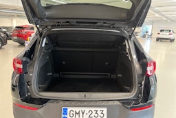 musta Opel Grandland X 2018 kuva 25.