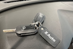 musta Opel Grandland X 2018 kuva 26.