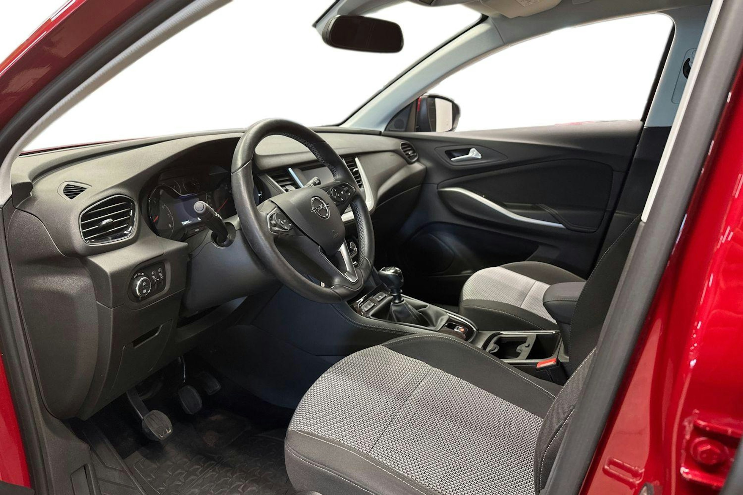 punainen Opel Grandland X 2018 kuva 7.