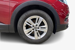 punainen Opel Grandland X 2018 kuva 11.