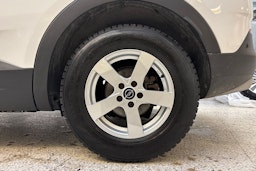 valkoinen Opel Grandland X 2018 kuva 13.