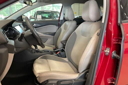 punainen Opel Grandland X 2018 kuva 11.