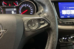 punainen Opel Grandland X 2018 kuva 14.