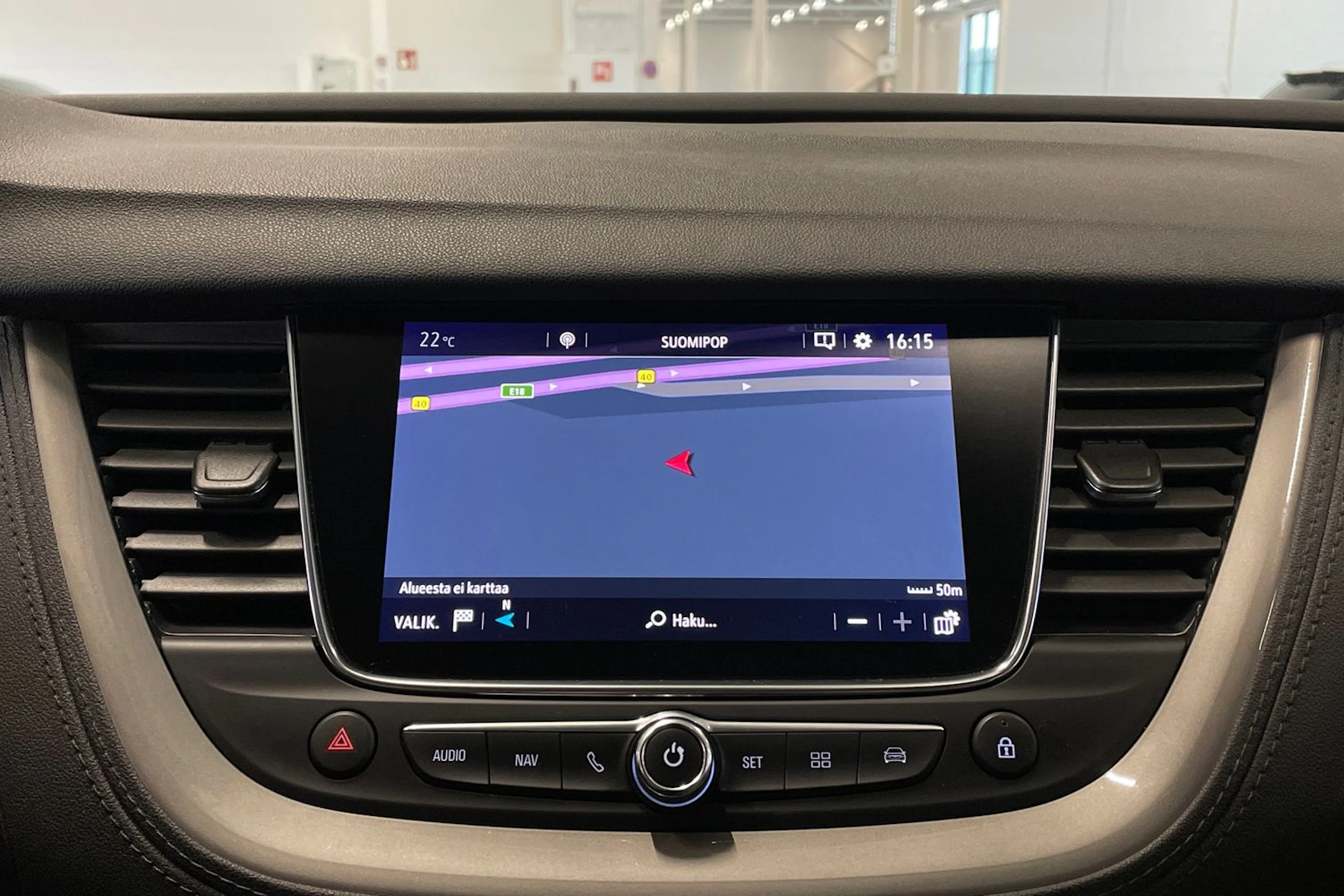 punainen Opel Grandland X 2018 kuva 18.