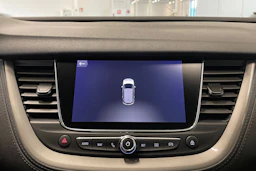 punainen Opel Grandland X 2018 kuva 19.