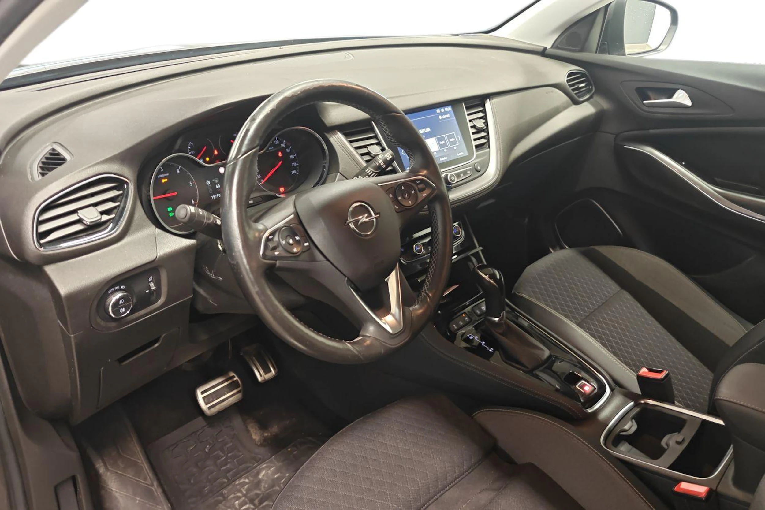 harmaa Opel Grandland X 2018 kuva 7.