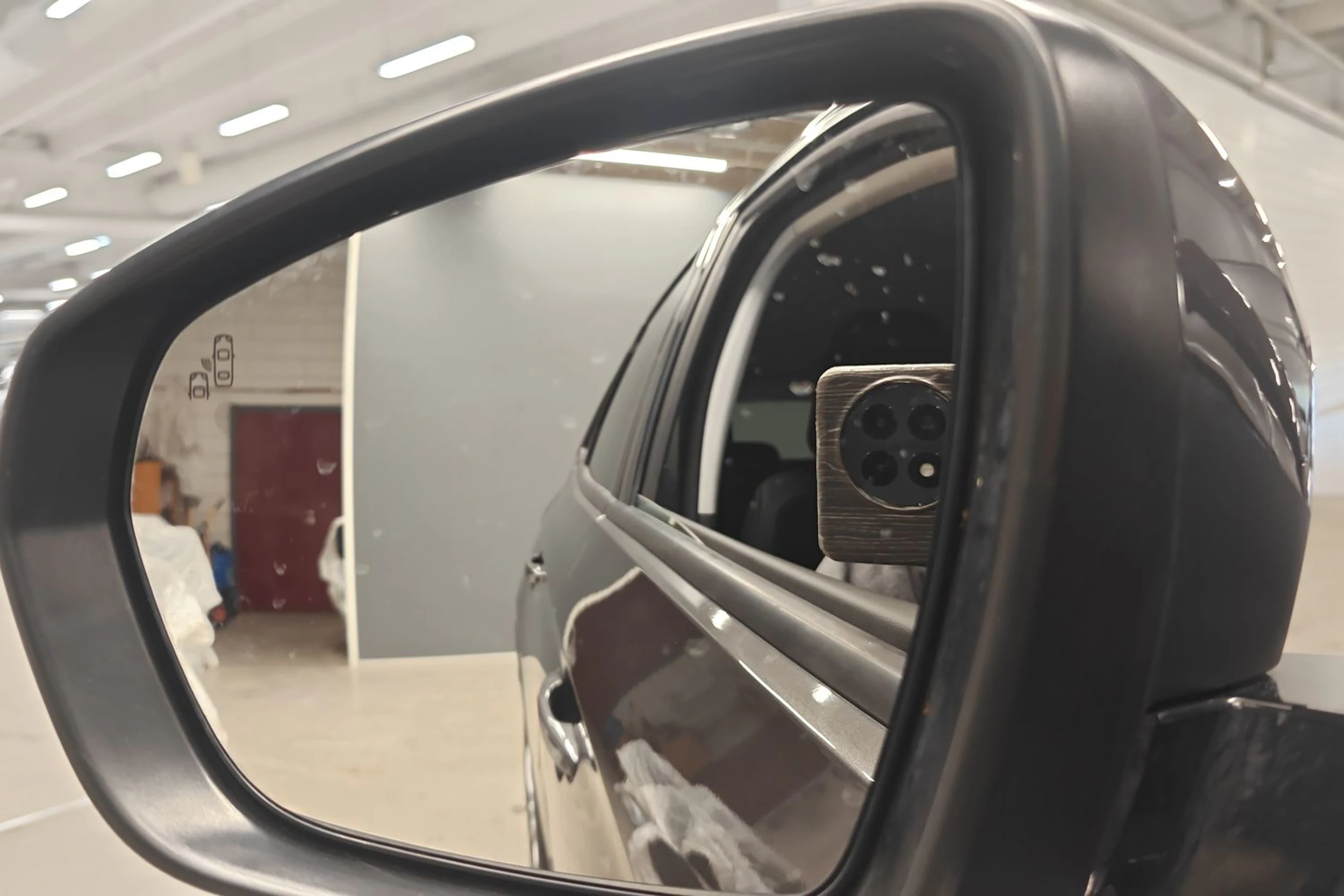 harmaa Opel Grandland X 2018 kuva 24.