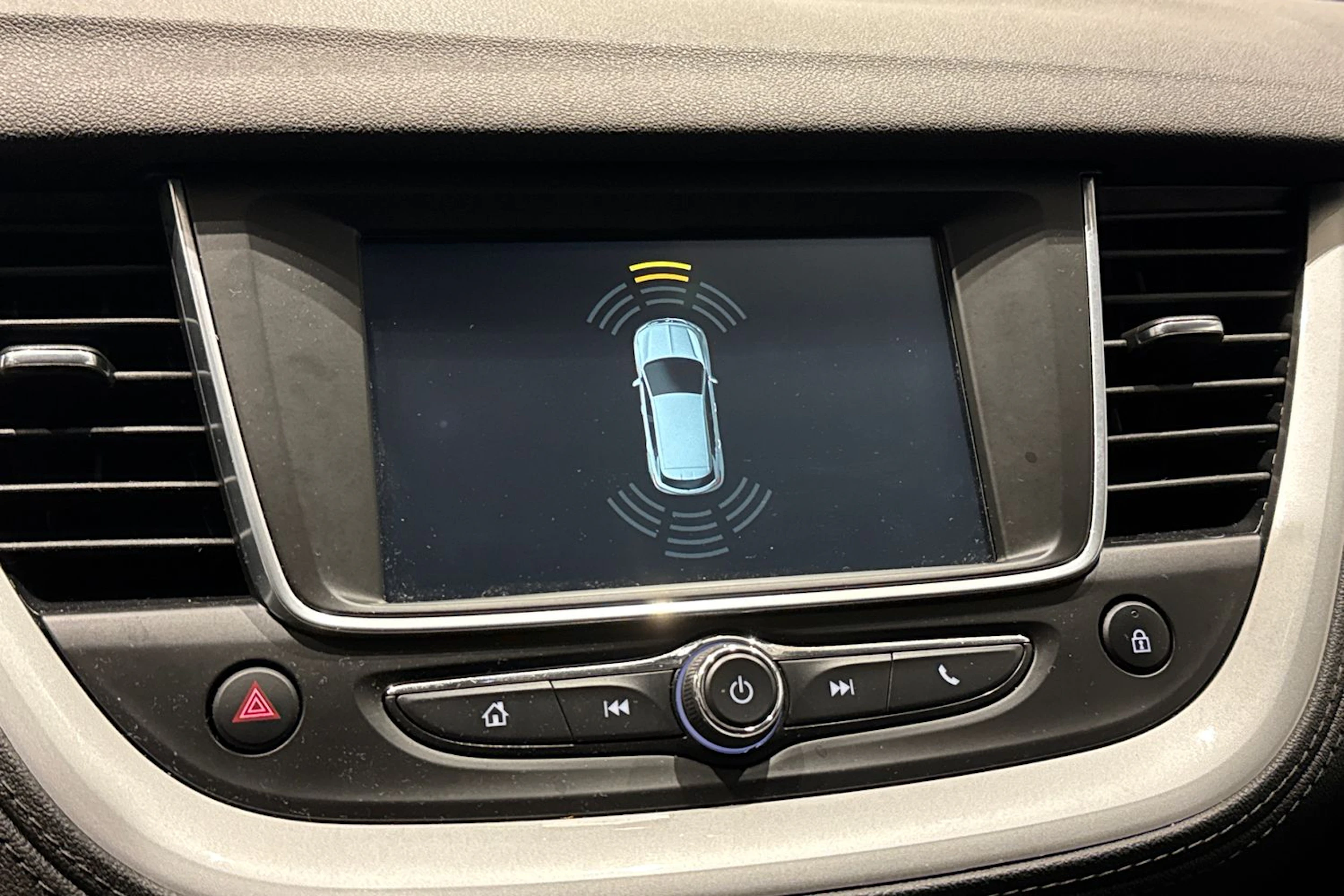 harmaa Opel Grandland X 2018 kuva 22.