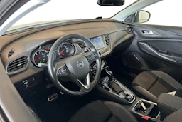 valkoinen Opel Grandland X 2019 kuva 3.