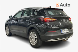 musta Opel Grandland X 2019 kuva 2.