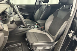 musta Opel Grandland X 2019 kuva 15.