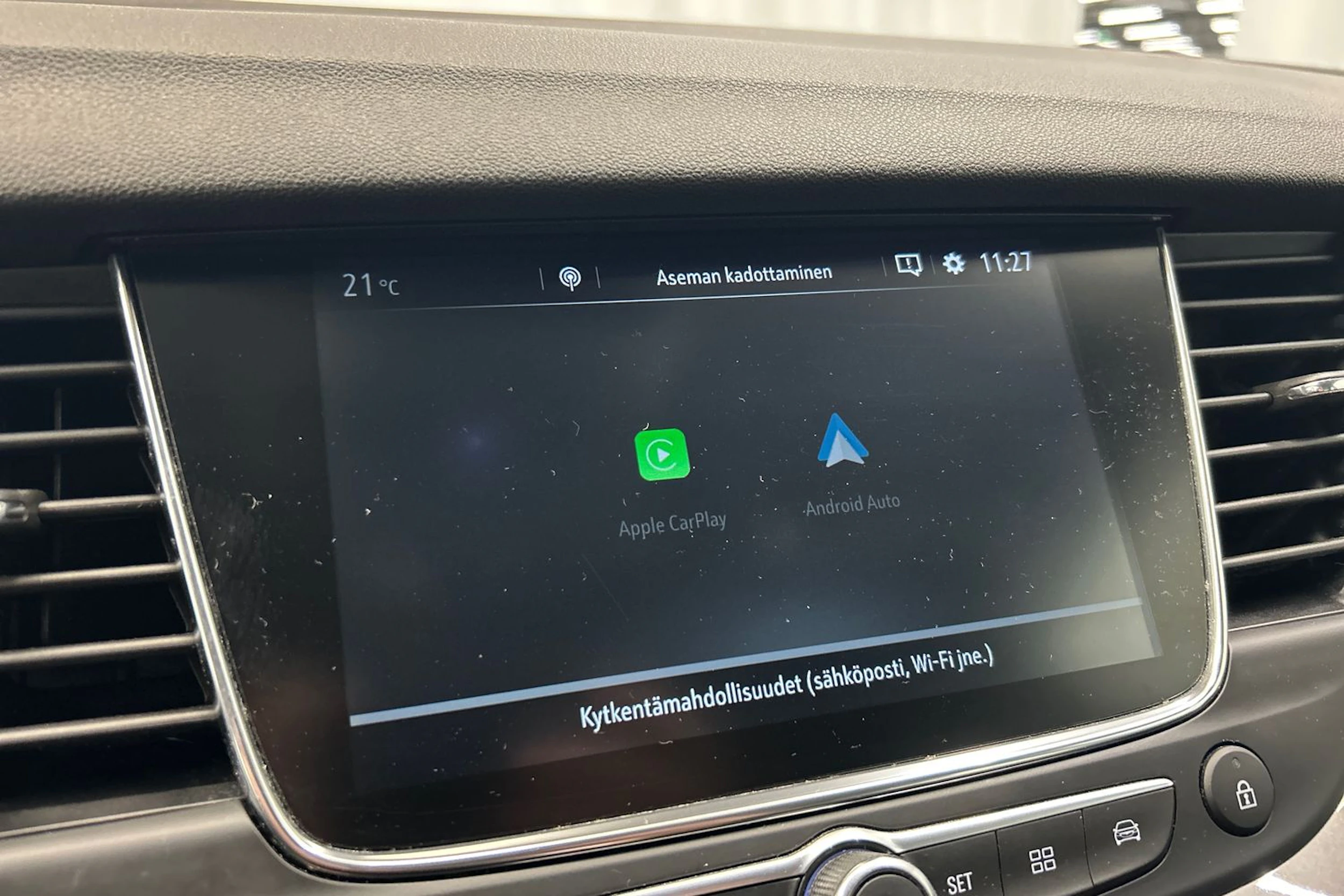 musta Opel Grandland X 2019 kuva 22.