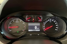 musta Opel Grandland X 2019 kuva 18.