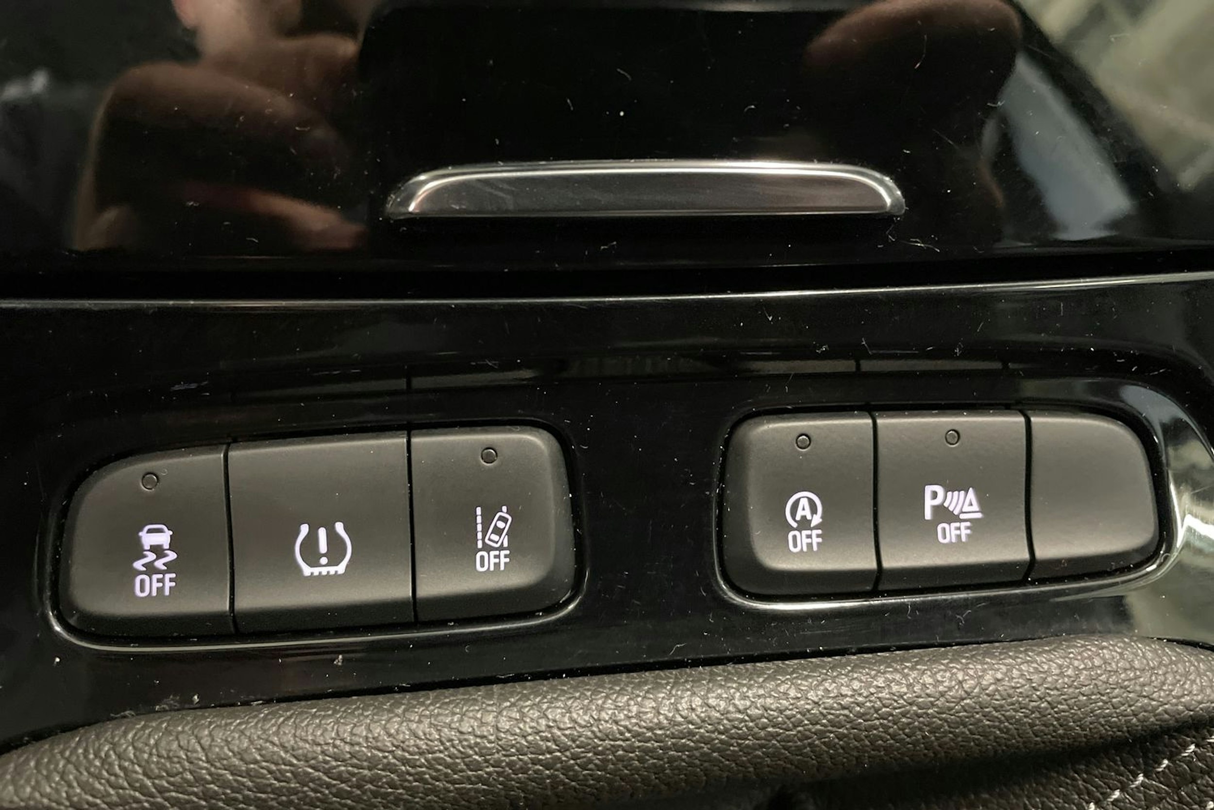 musta Opel Grandland X 2019 kuva 26.