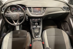 Harmaa Opel Grandland X 2019 kuva 9.